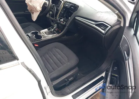 2016 Ford Fusion Se z USA, uszkodzony, nr VIN 3FA6P0H73GR179772